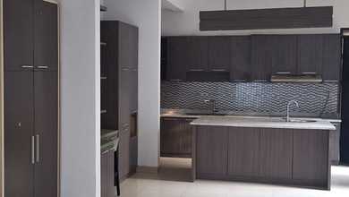 Rumah Elegan di Batununggal, Bandung, 3 Kamar Tidur, LT 307m²