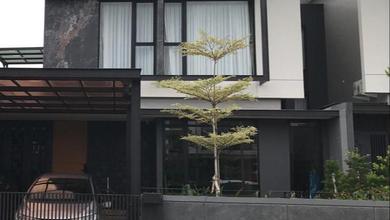 Rumah Elegan di Kota Baru Parahyangan, Bandung, 4 Kamar Tidur, LT 290m²