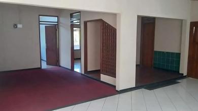 Penawaran Langka, rumah Prestisius di Batununggal, Bandung, LB 300m²