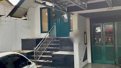 Hunian Mewah di Sarijadi, Bandung, 5 KT, LT 328m²