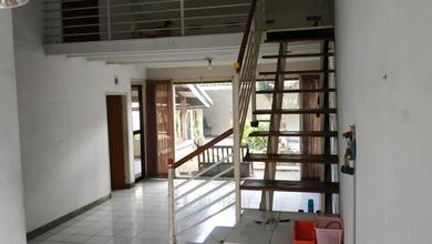 Rumah Mewah LT 250 m2, area Cimahi, Bandung