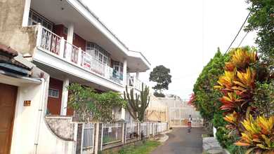 Rumah Elit LT 270 m2, area Ciumbuleuit, Bandung