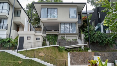 Rumah Sederhana area Dago Pakar, Bandung, LT 395 m2