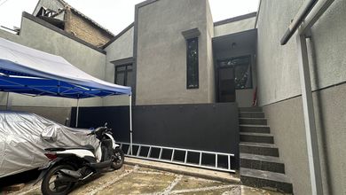 Rumah Dijual di Cimahi, Bandung, LB 275m², Harga Kompetitif!