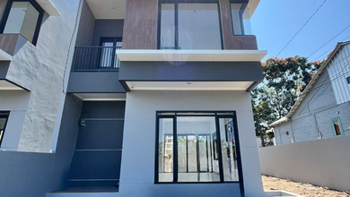 Rumah Elit Luas 132 m2, area Sarijadi, Bandung