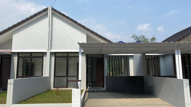 Rumah Siap Pakai di Area Cimahi Utara, Cimahi, LT 108m²