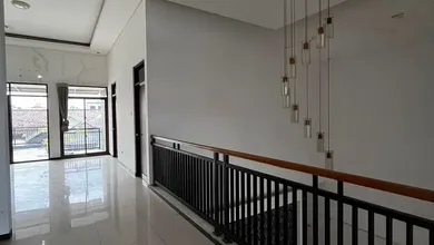 Hunian Mewah di Cimahi Tengah, Cimahi, 4 KT, LT 300m²