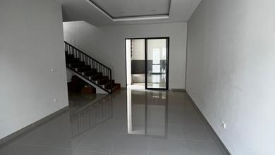 Rumah Idaman di Setra Duta, Bandung, 3 KT, Harga 1,75 Miliar