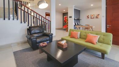 Rumah Area Premium Setra Duta, Bandung - Harga Menarik 3,5 Miliar