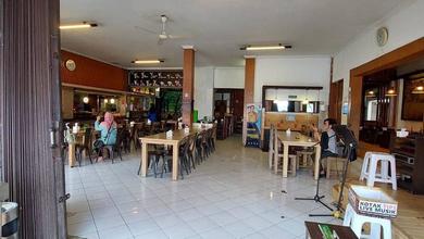 Dijual Ruang Usaha 2 Lantai, Strategis di Mainroad Cibabat Cimahi