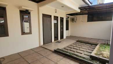 Rumah Siap Pakai di Area Taman Holis Indah, Bandung, LT 153m²