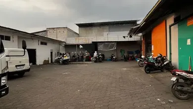 Dijual Ruang Usaha Luas di Mainroad Cihanjuang Cimahi, Cocok untuk Gudang, Showroom, Distribusi Dll