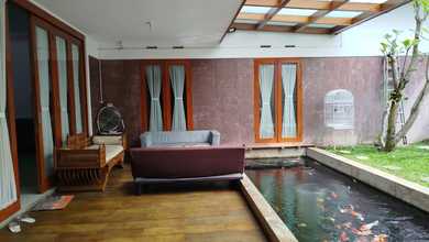 Hunian Prestisius di Kawasan Kota Baru Parahyangan, Bandung, LB 320m², Harga 8,1 Miliar