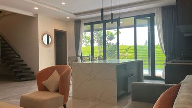 2 BR Villa In The Lush Of Rice Field Available For Leasehold