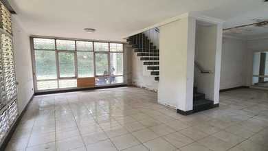 Ruang Usaha Sangat Strategis di Mainroad Sukajadi, Kota Bandung