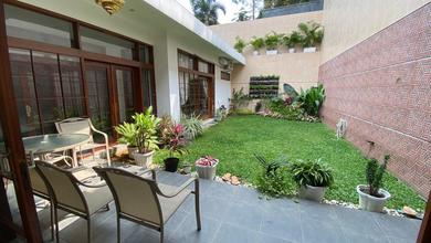 Hunian Mewah di Kawasan Bandung Kota, Bandung, LB 300m², Harga 7,9 Miliar
