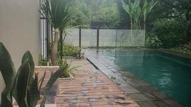 Kesempatan Eksklusif, rumah Mewah di Hegarmanah, Bandung, LB 1000m²