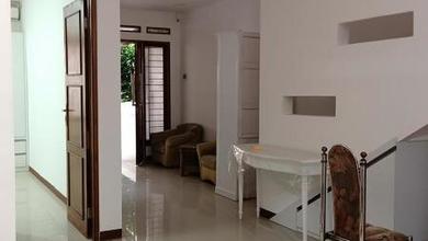 Properti Siap Pakai di Kawasan Setra Duta, Bandung, LT 102m²