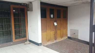 Rumah Dijual di Babakan Ciparay, Bandung, LB 290m², Harga Kompetitif!