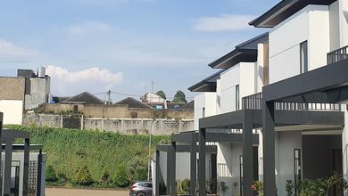 For Sale rumah Premium di Sarijadi, Bandung - LT 135m²