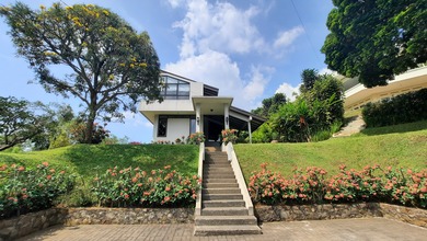 For Sale rumah Premium di Cimenyan, Bandung - LT 1040m²