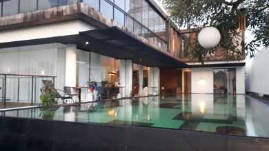 Rumah Elegan di Kota Baru Parahyangan, Bandung, 6 KT, LT 525m²