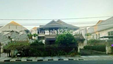 Hunian Elite di Kawasan Setiabudi, Bandung, LB 400m², Harga 20 Miliar