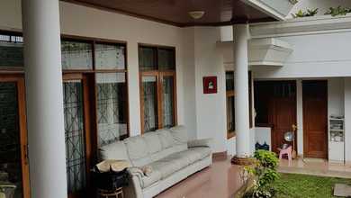 Kesempatan Eksklusif, rumah Prestisius di Sukasari, Bandung, LB 300m²