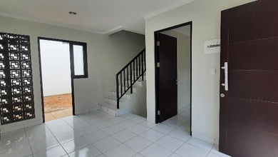 Rumah Mewah Unfurnished Lokasi Strategis Kawasan Gede Bage